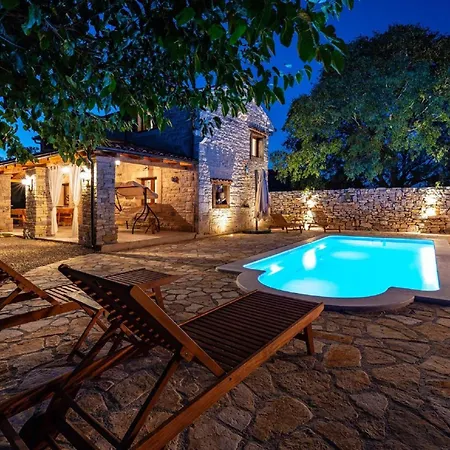 My Dalmatia - Authentic Malou With Private Swimming Pool