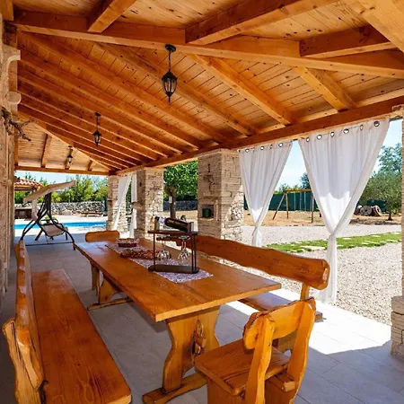 My Dalmatia - Authentic Malou With Private Swimming Pool Stankovci